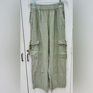 C&C California 100% Linen Sage Green Pull On Relaxed Cargo Pants Size M